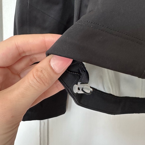 Mountain Hardwear Jacket - Picture 5 of 5